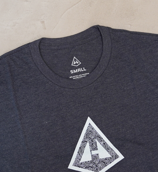 【Hyperlite Mountain Gear】ハイパーライトマウンテンギア Topo Logo Tee ”3Color” ※ネコポス可