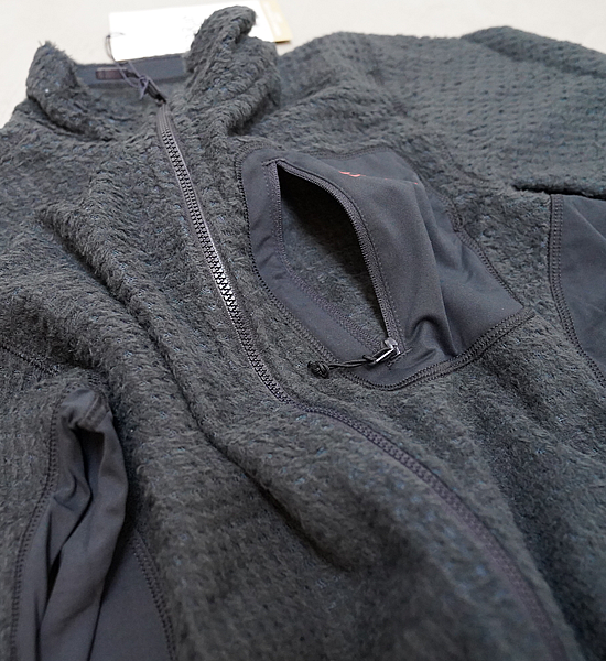 【Rab】ラブ women's Alpha Flash Jacket "Beluga"