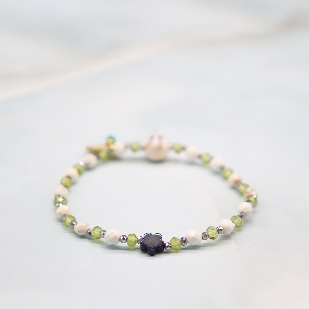 【Green Light Sunshine】水紋天珠×ペリドット×マグネサイト ブレスレット