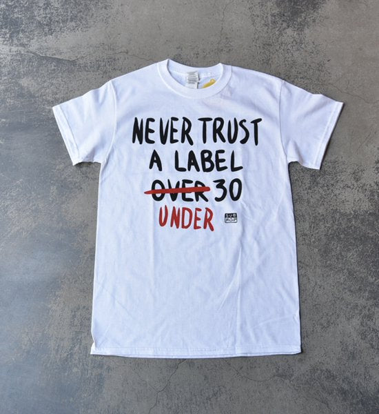 【SUB POP】サブポップ S/S Print Tee (NEVER TRUST) "White" ※ネコポス可