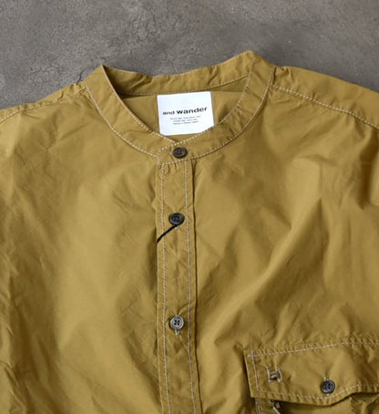 ★30%off 【and wander】アンドワンダー men's CORDURA typewriter band collar shirt "2Color”