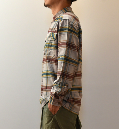 ★30%off【patagonia】パタゴニア men's L/S Fjord Flannel Shirt "2Color"