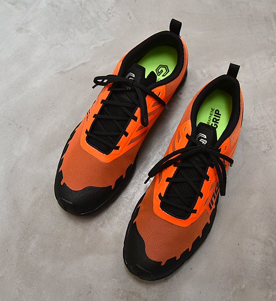 ★50%off【inov-8】イノヴェイト men's X-Talon G 235 "Orange×Black"