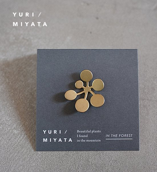 【YURI/MIYATA】ミヤタ ユリ Brooch Leaf / Circle L "Gold"