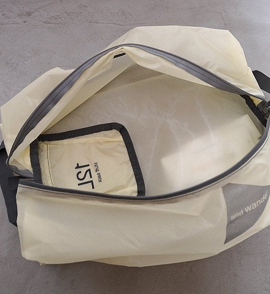 【and wander】アンドワンダー sil stuffsack medium ”2Color” ※ネコポス可