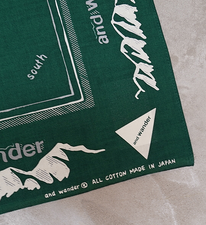 【and wander】アンドワンダー reflective words bandanna "3Color" ※ネコポス可