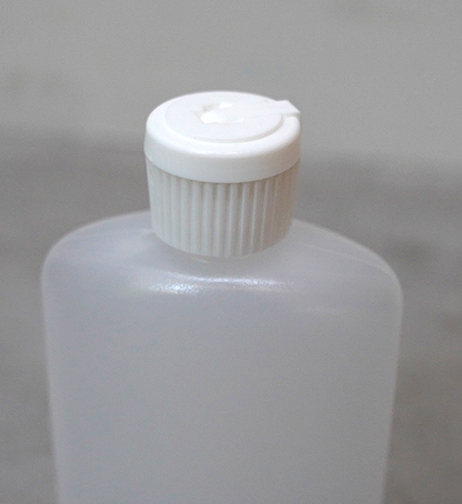 【DUTCHWARE】ダッチウエア Oval Bottles ｗ/Caps "White"