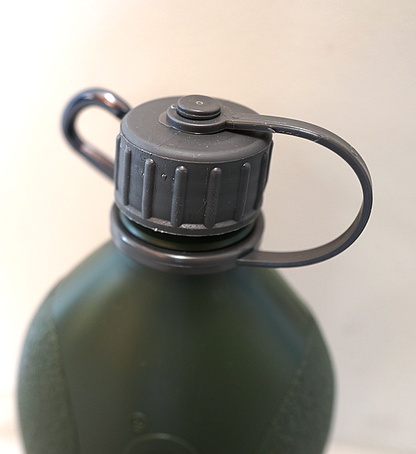 【WILDO】ウィルドゥ Hiker Bottle "Olive"