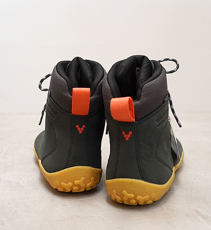 【VIVOBAREFOOT】ヴィヴォ ベアフット men's Tracker �U FG "Obsidian"