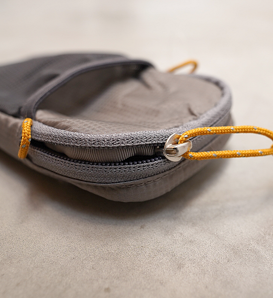 【Gossamer Gear】ゴッサマーギア Shoulder Strap Pocket Medium "Gray" ※ネコポス可