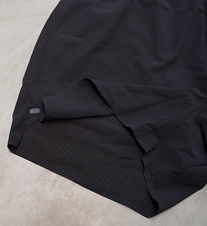 【Rab】ラブ men's Talus Ultra Shorts "Ebony" ※ネコポス可