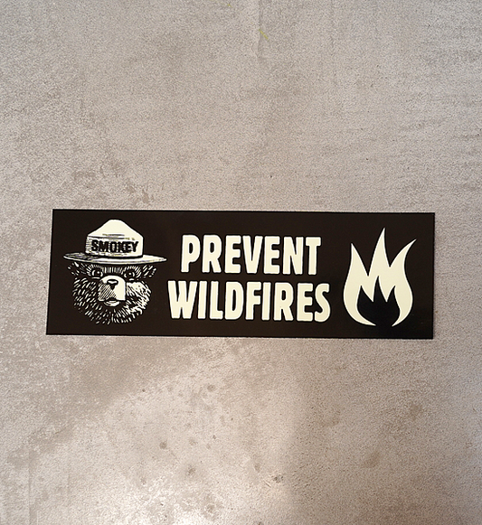 【The Printed Image】プリンテッドイメージ Prevent WildFires Sticker 蓄光 ※ネコポス可