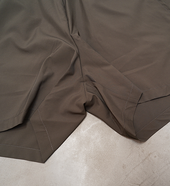 【HOUDINI】フーディニ women's Pace Wind Shorts "2Color" ※ネコポス可