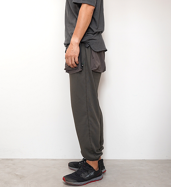 【South2 West8】サウスツーウエストエイト Tenkara Trout Sweat Pant-Poly Jersey "Charcoal"