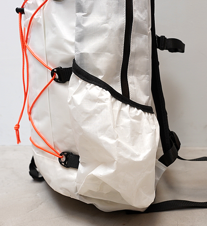 【Hyperlite Mountain Gear】ハイパーライトマウンテンギア DAYBREAK ULTRALIGHT DAYPACK "White"