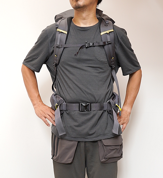 【Gossamer Gear】ゴッサマーギア Silverback 65 Backpack "Gray