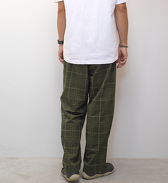 ★30%off【nanamica】ナナミカ men's ALPHADRY Wide Easy Pants "Khaki"