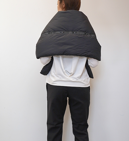 ★30%off 【and wander】アンドワンダー PRIMALOFT rip muffler ”Black”