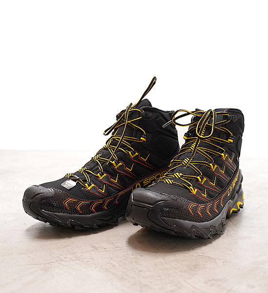 【LA SPORTIVA】ラ・スポルティバ Ultra Raptor �U Mid GTX Wide ”Black×Yellow”