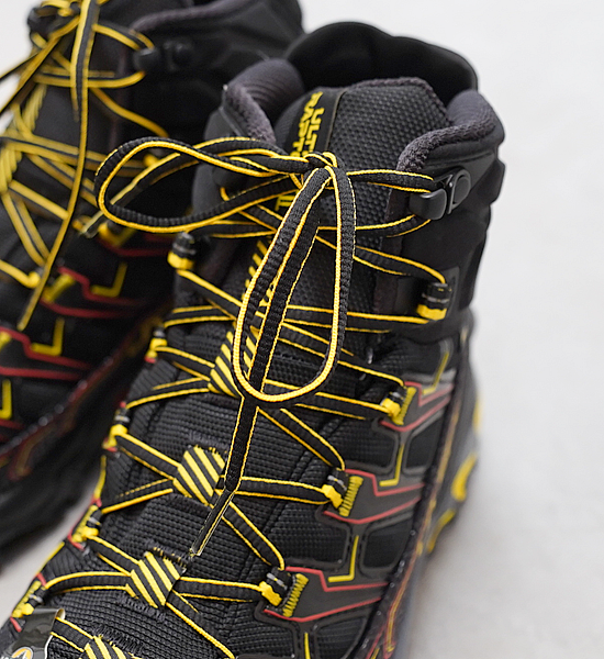 【LA SPORTIVA】ラ・スポルティバ Ultra Raptor �U Mid GTX Wide ”Black×Yellow”