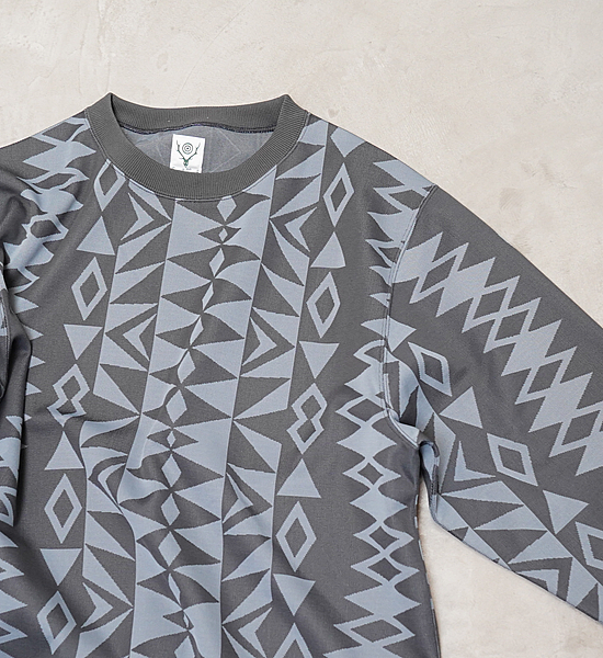 【South2 West8】サウスツーウエストエイト Crew Neck Sweat Shirt - Poly Jq./Native S&T "Charcoal"