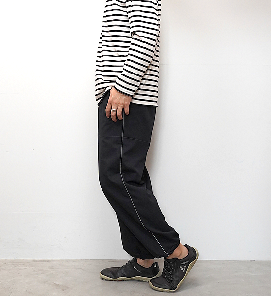 【and wander】アンドワンダー men's vent pants "2Color"