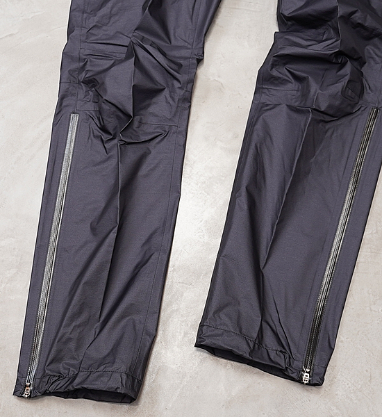 【Teton Bros】ティートンブロス unisex Feather Rain Pant "Black"