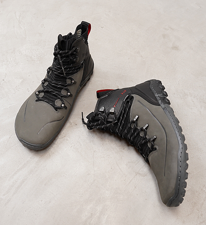 【VIVOBAREFOOT】ヴィヴォ ベアフット men's Tracker Decon FG2 JJF "Obsidian×Dark Shadow"