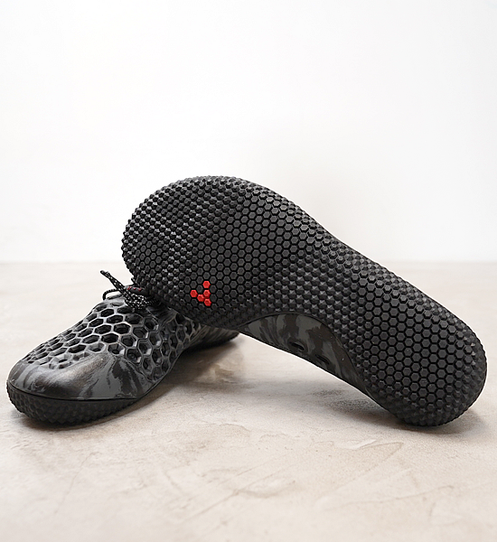 ★30%off 【VIVOBAREFOOT】ヴィヴォ ベアフット men's Ultra �V JJF "Obsidian×Dark Shadow"