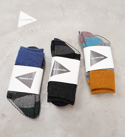 【and wander】アンドワンダー and wander wool socks "3Color"