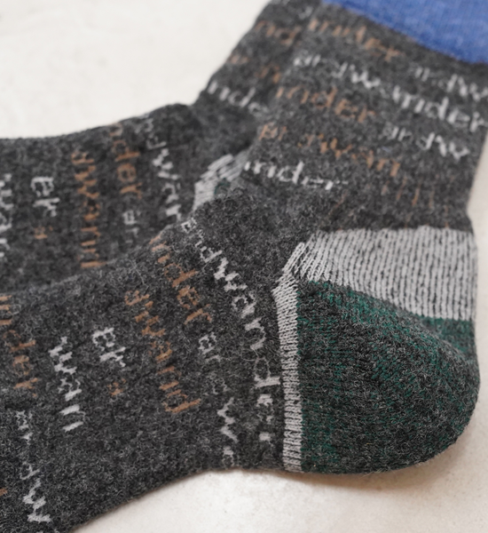 【and wander】アンドワンダー and wander wool socks "3Color"