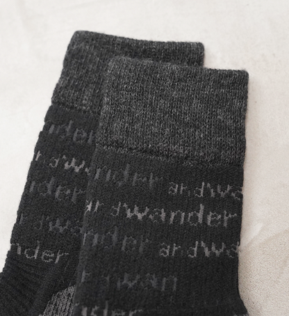 【and wander】アンドワンダー and wander wool socks "3Color"