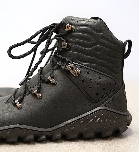 ★30%off 【VIVOBAREFOOT】ヴィヴォ ベアフット men's Tracker Forest ESC "Obsidian"