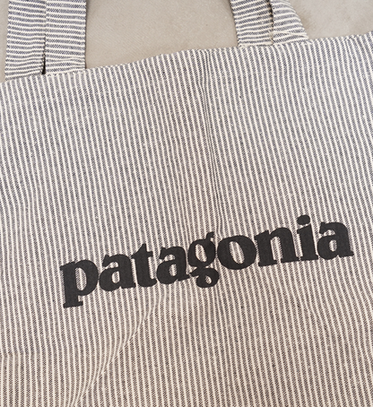 【patagonia】パタゴニア Recycled Oversized Tote "FIFS"