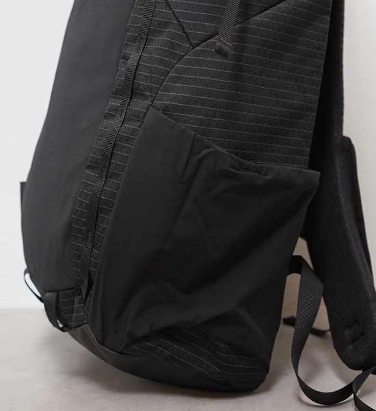 【Gossamer Gear】ゴッサマーギア Vagabond Jet R "Black"