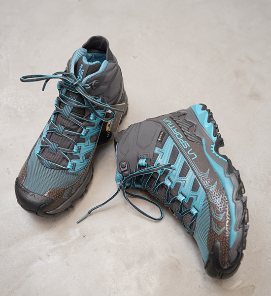 【LA SPORTIVA】ラ・スポルティバ women's Ultra Raptor �U Mid GTX ”Carbon×Topaz”