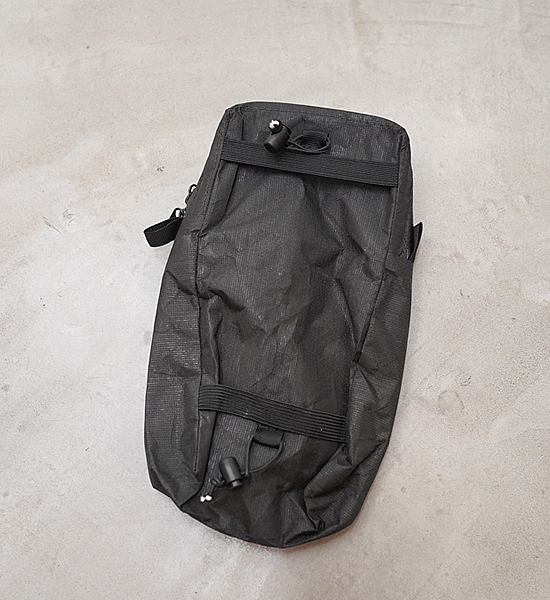 【Zpacks】ゼットパックス Shoulder Pouch w/Zipper "Jet Black"