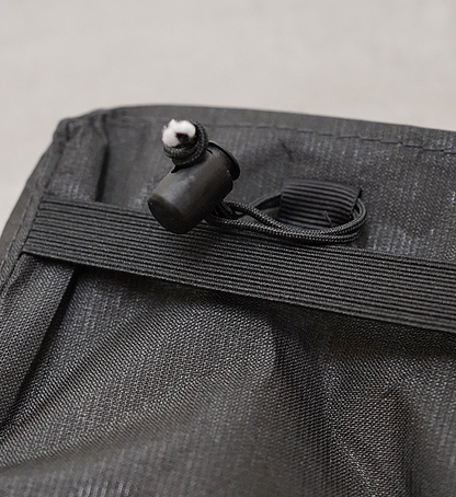 【Zpacks】ゼットパックス Shoulder Pouch w/Zipper "Jet Black"