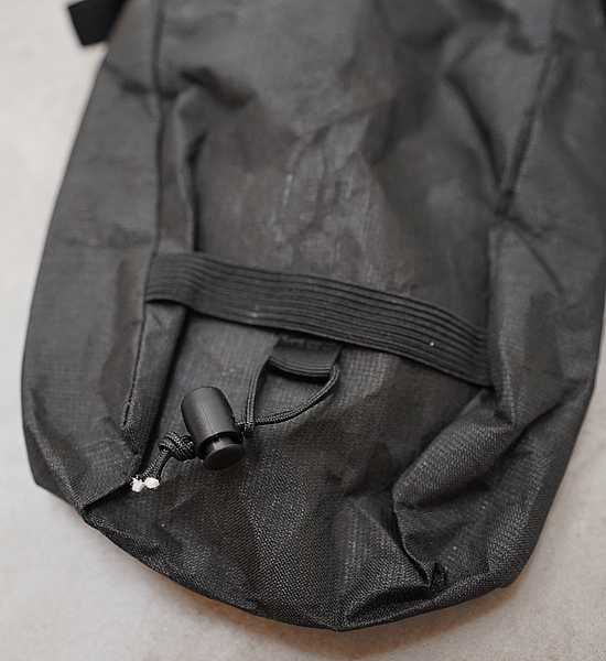 【Zpacks】ゼットパックス Shoulder Pouch w/Zipper "Jet Black"