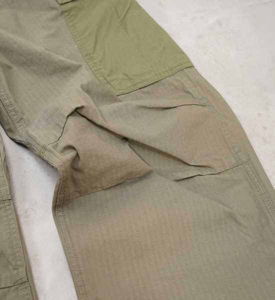 【nanamica】ナナミカ women's Cargo Pants "Khaki"