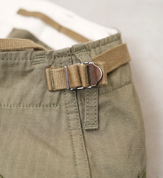 【nanamica】ナナミカ men's Cargo Pants "Khaki"