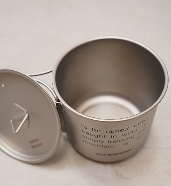 【and wander】アンドワンダー titanium mug 500 "Silver"