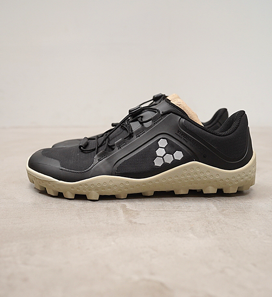 【VIVOBAREFOOT】ヴィヴォ ベアフット men's Primus Trail �V All Weather SG "Obsidian"