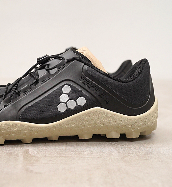 【VIVOBAREFOOT】ヴィヴォ ベアフット men's Primus Trail �V All Weather SG "Obsidian"