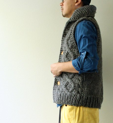 【Kanata】 カナタ Cable Front Vest Yosemite別注カラー"Smog Heather"