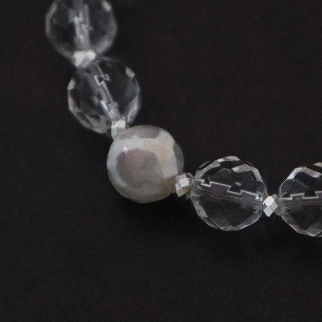 【Shining Like Stardust】亀甲天珠×水晶 ブレスレット