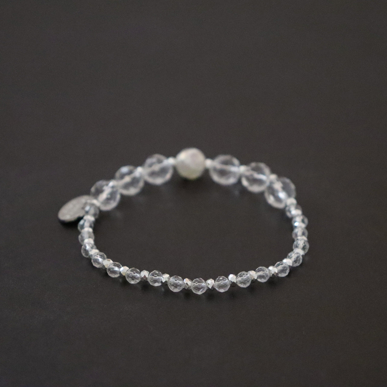 【Shining Like Stardust】亀甲天珠×水晶 ブレスレット