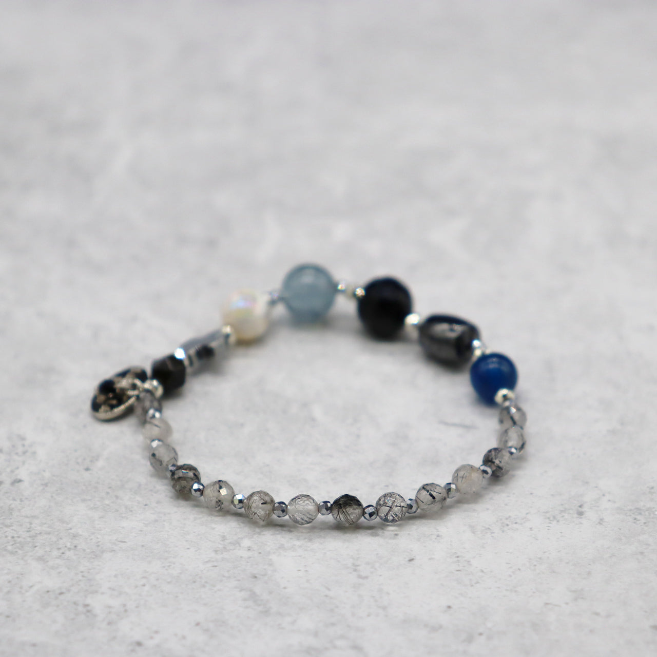 【・MA・YO・KE・】亀甲天珠×モリオン×ブラックアクアマリン×ブラックルチルクォーツ ブレスレット