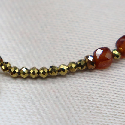 【La・Fall Marrón】亀甲天珠×オレンジガーネット×モスコバイト×アバロニシェル×スモーキークォーツ ブレスレット