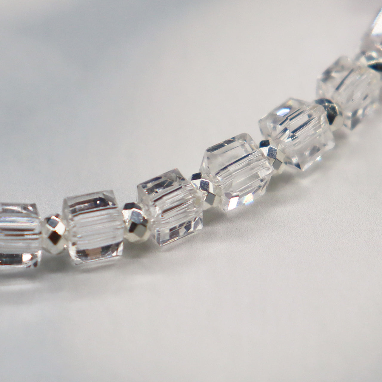 【Moon Lady Amethyst】ラベンダーアメシスト×アメシスト×アイオライト×水晶 ブレスレット